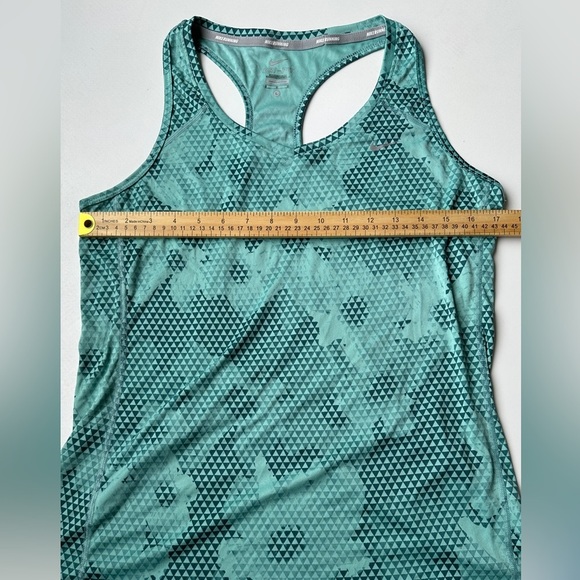 Nike Running Miler DriFit Green Floral Soft Stretch Workout Tank Women’s Large - Picture 5 of 8